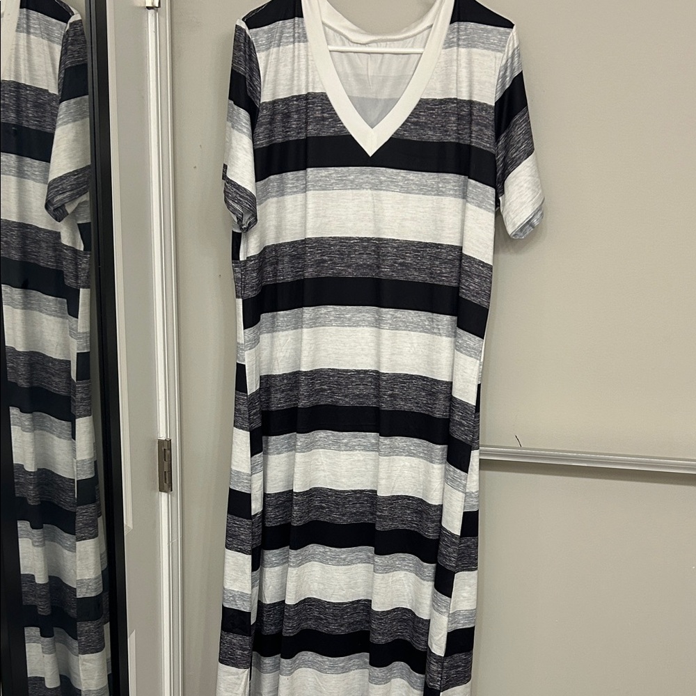 Striped V-Neck Maxi Dress in Black and White